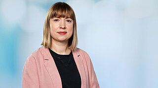 Portrait photo of Susanne Baron