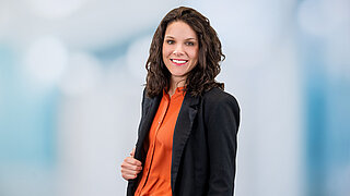 Portraitfoto von Katharina Metz.