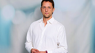 Portraitfoto von Michael Götz Klabunde