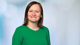 Portrait photo of Christin Heldt