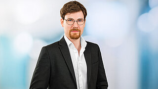 Portraitfoto von Felix Schmermer.