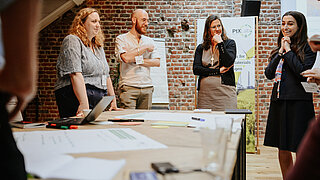 Fachlicher Austausch der Teilnehmenden im Rahmen des Workshops „Technological and regulatory choices for net-zero aviation under resource uncertainty"