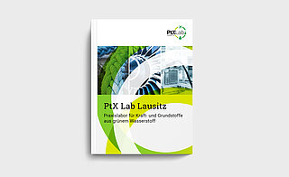 Cover der Imagebroschüre des PtX Lab Lausitz mit Bildern zur Seefahrt, Luftfahrt und chemischen Industrie.