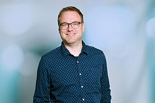 Portrait photo of Christopher Neumann